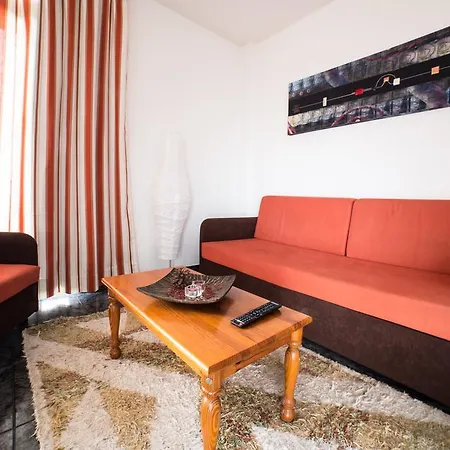 Jucar פרונטרה